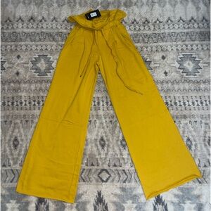 Fashion Nova Paper Bag Vibe Pants- XS